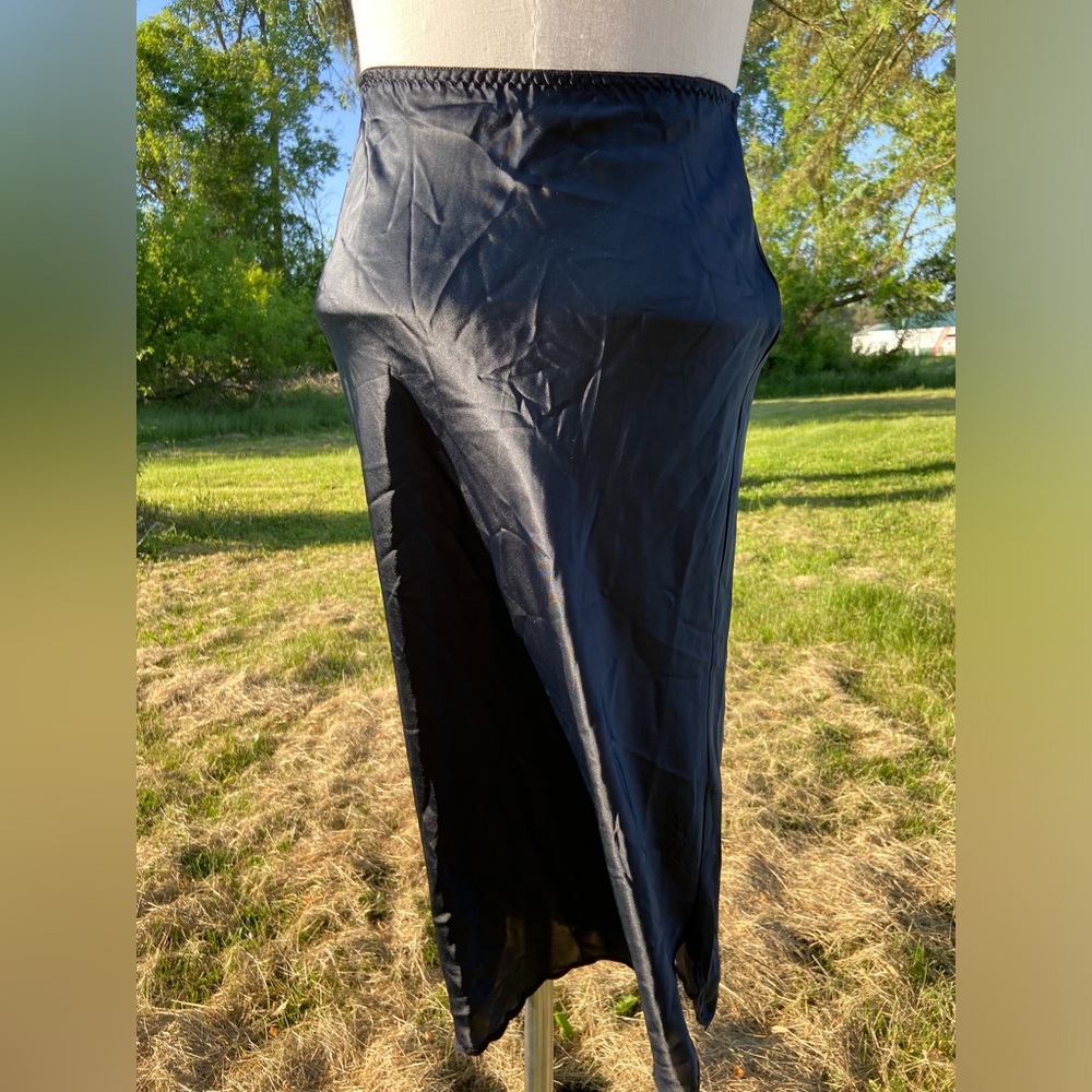 Vintage Christian Dior Black MIDI Satin Slip Skirt Scalloped Union Made in USA